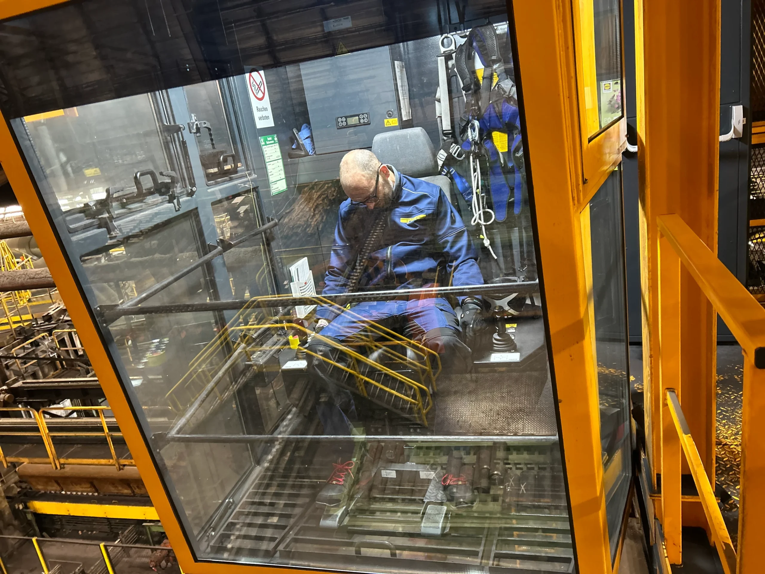 Erfolgsgeschichte-Mannesmannroehrenwerk-Übergabe_Rettungskonzept_001 Erfolgsgeschichte-Mannesmannroehrenwerk-